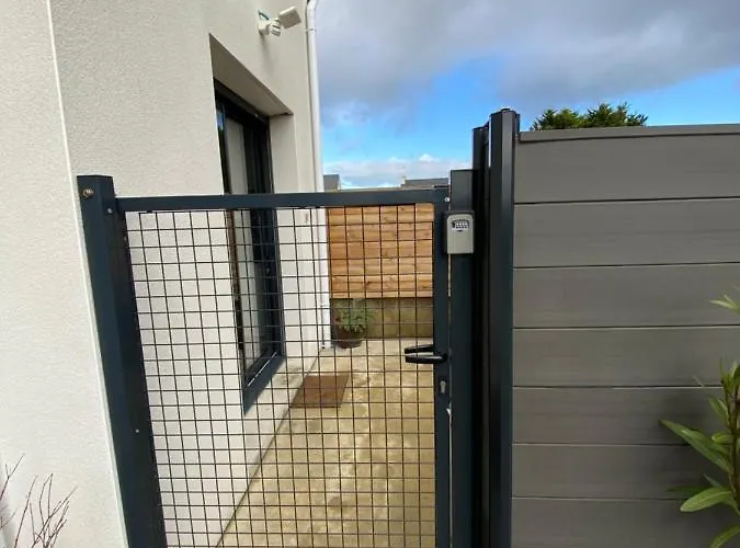 Fleur De Sel De 21m2 Avec Pret Velos, Cuisine Et Sdb Privees Avec Terrasse Cloturee De 17m2 民宿 *