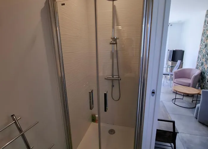 民宿 Fleur De Sel De 21m2 Avec Pret Velos, Cuisine Et Sdb Privees Avec Terrasse Cloturee De 17m2 *